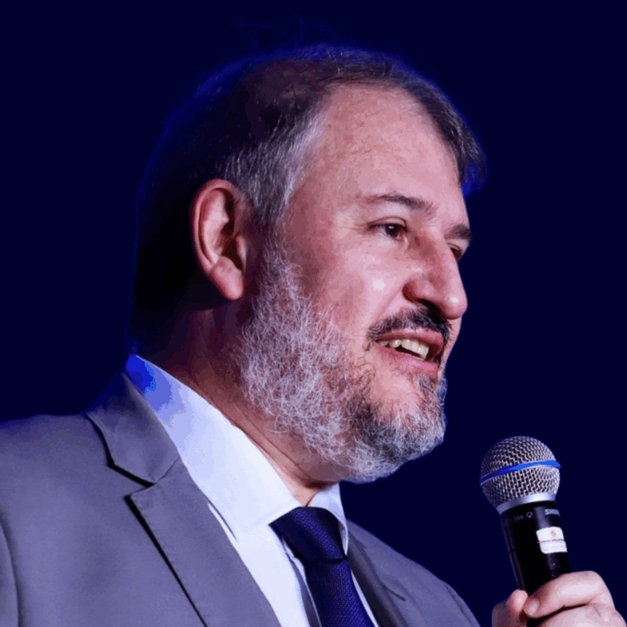 Professor André Pachioni Baeta